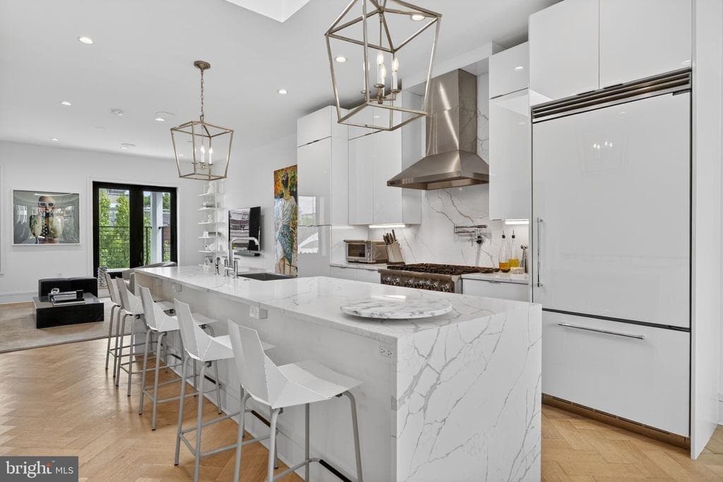 1712 15th Street NW 3