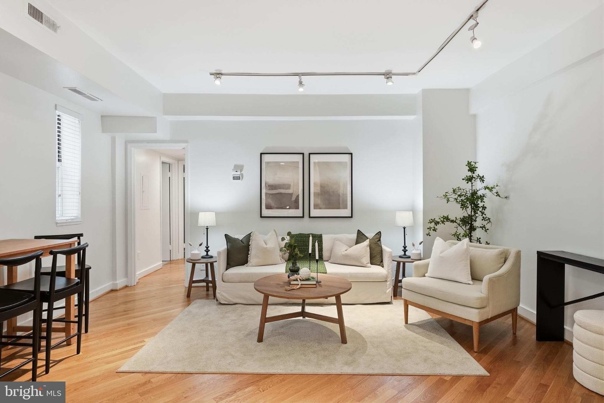 2127 California Street NW 107