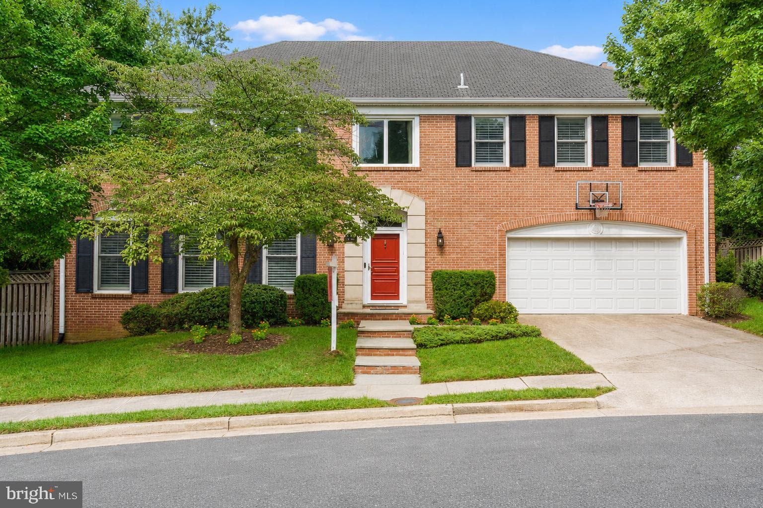 5111 Yuma Place NW