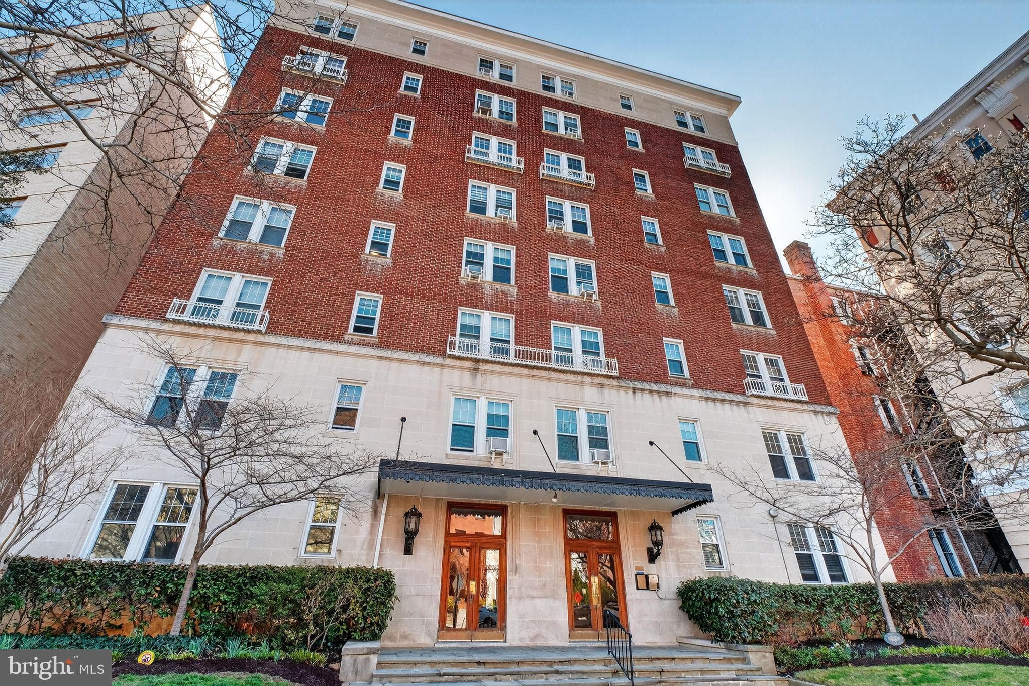 1954 Columbia Road NW 110