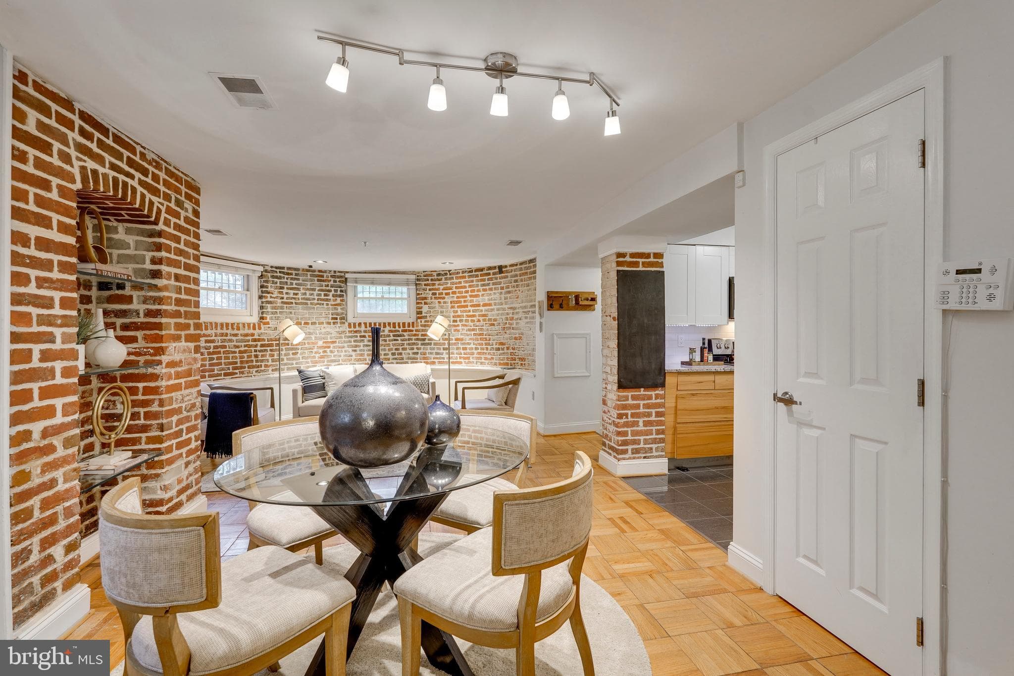 1938 Biltmore Street NW D