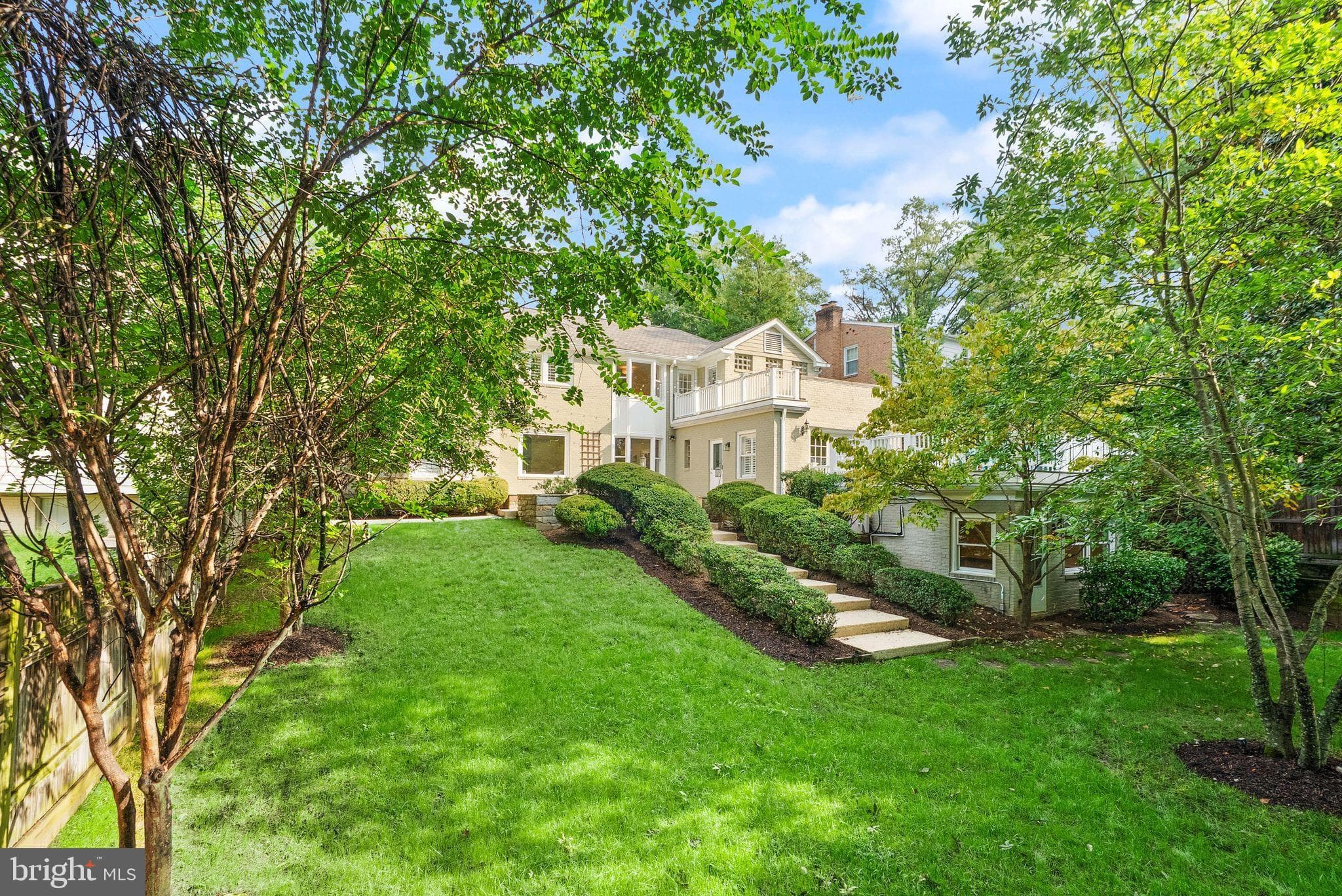 5246 Loughboro Road NW