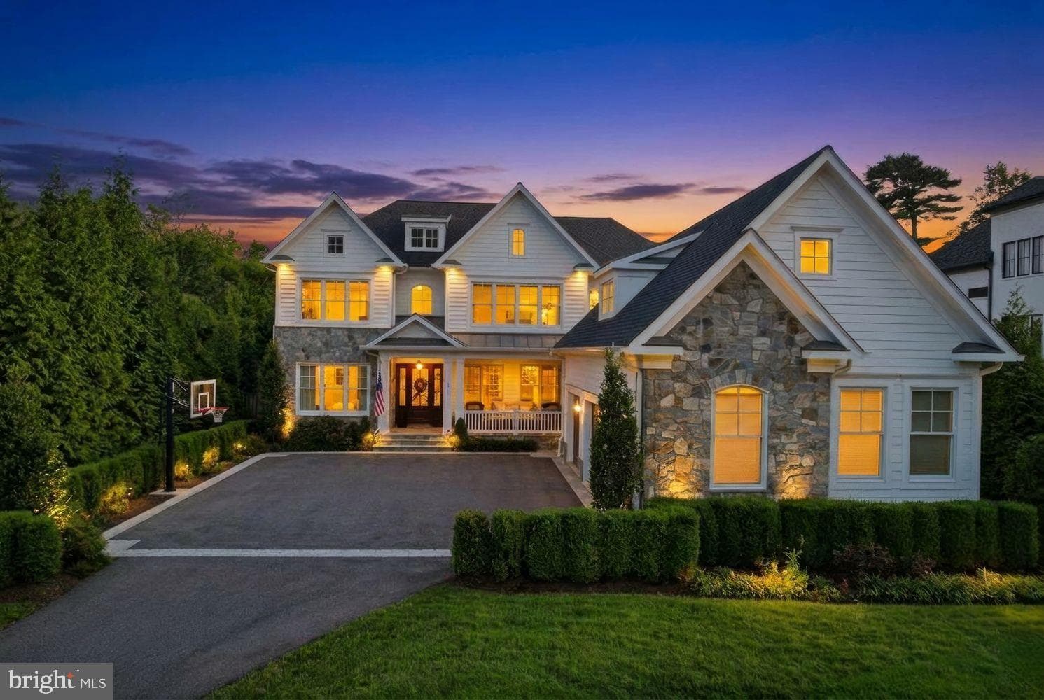 6909 Arbor Lane