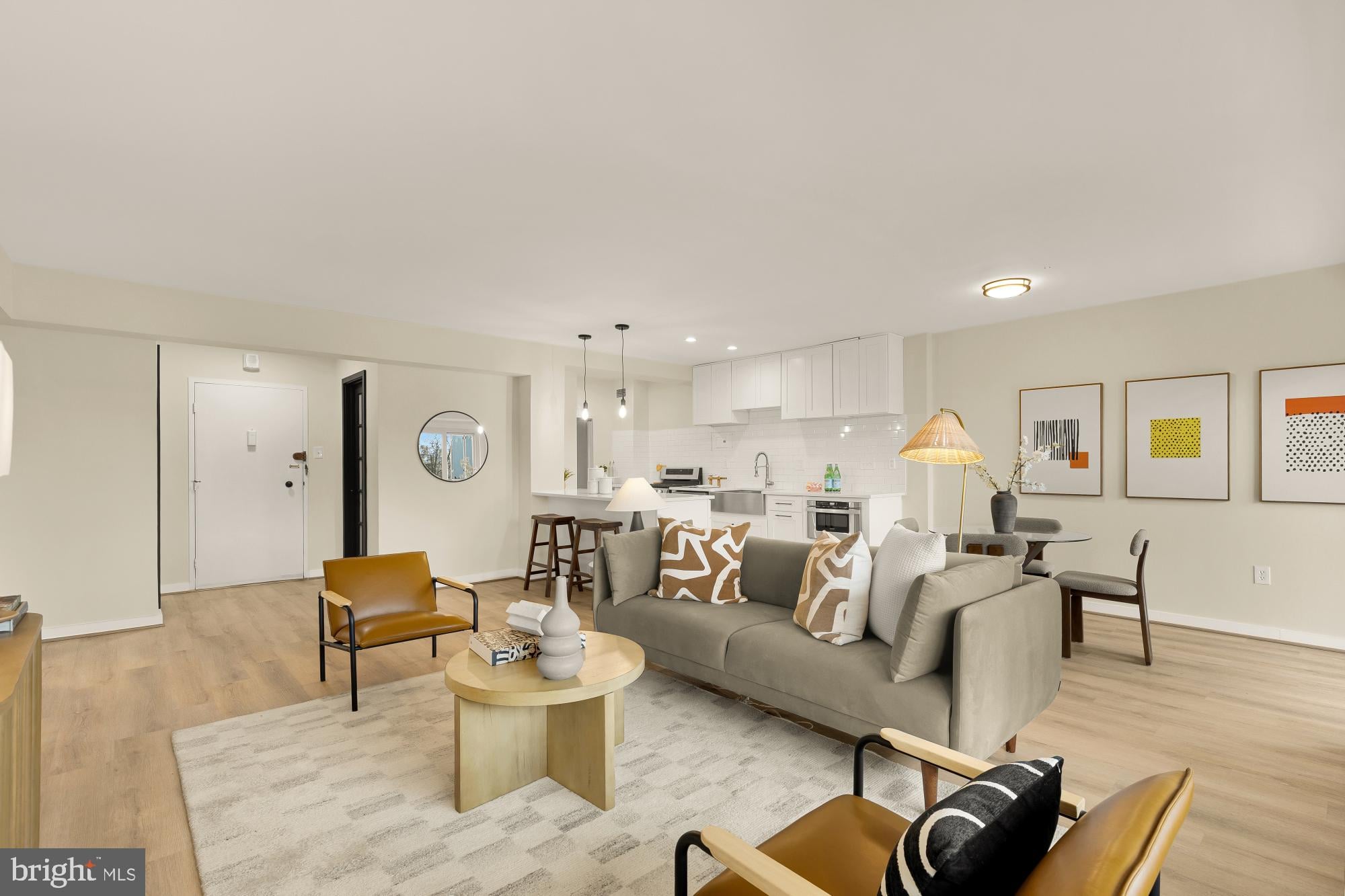4201 Cathedral Avenue NW 1009E photo 1