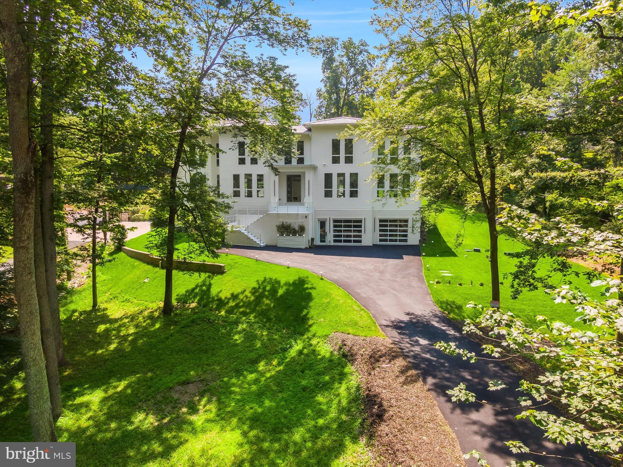 8757 Brook Road photo 2