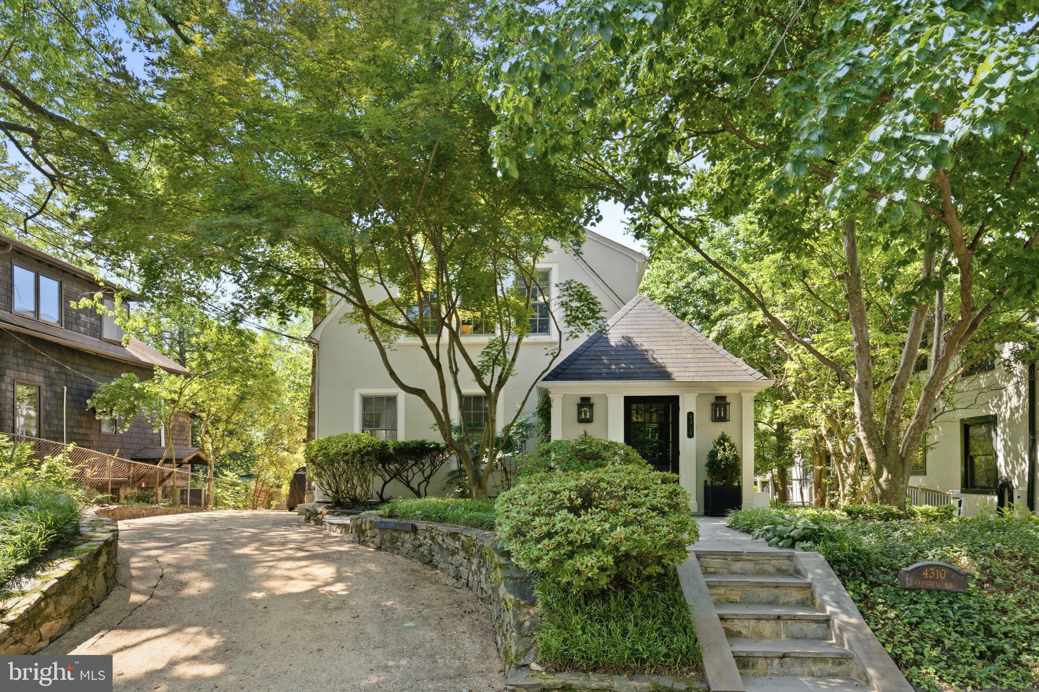 4310 Cathedral Avenue NW photo 2