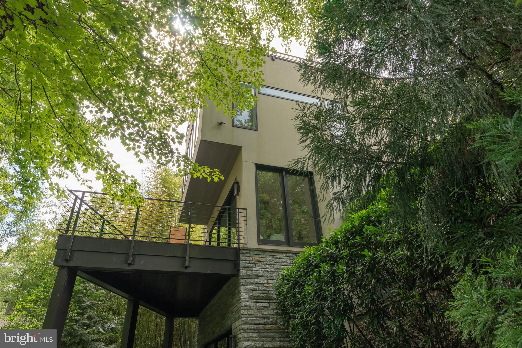 2905 University Terrace NW photo 43