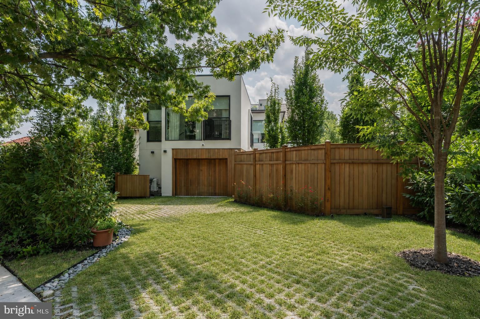 99 Observatory Circle NW photo 72