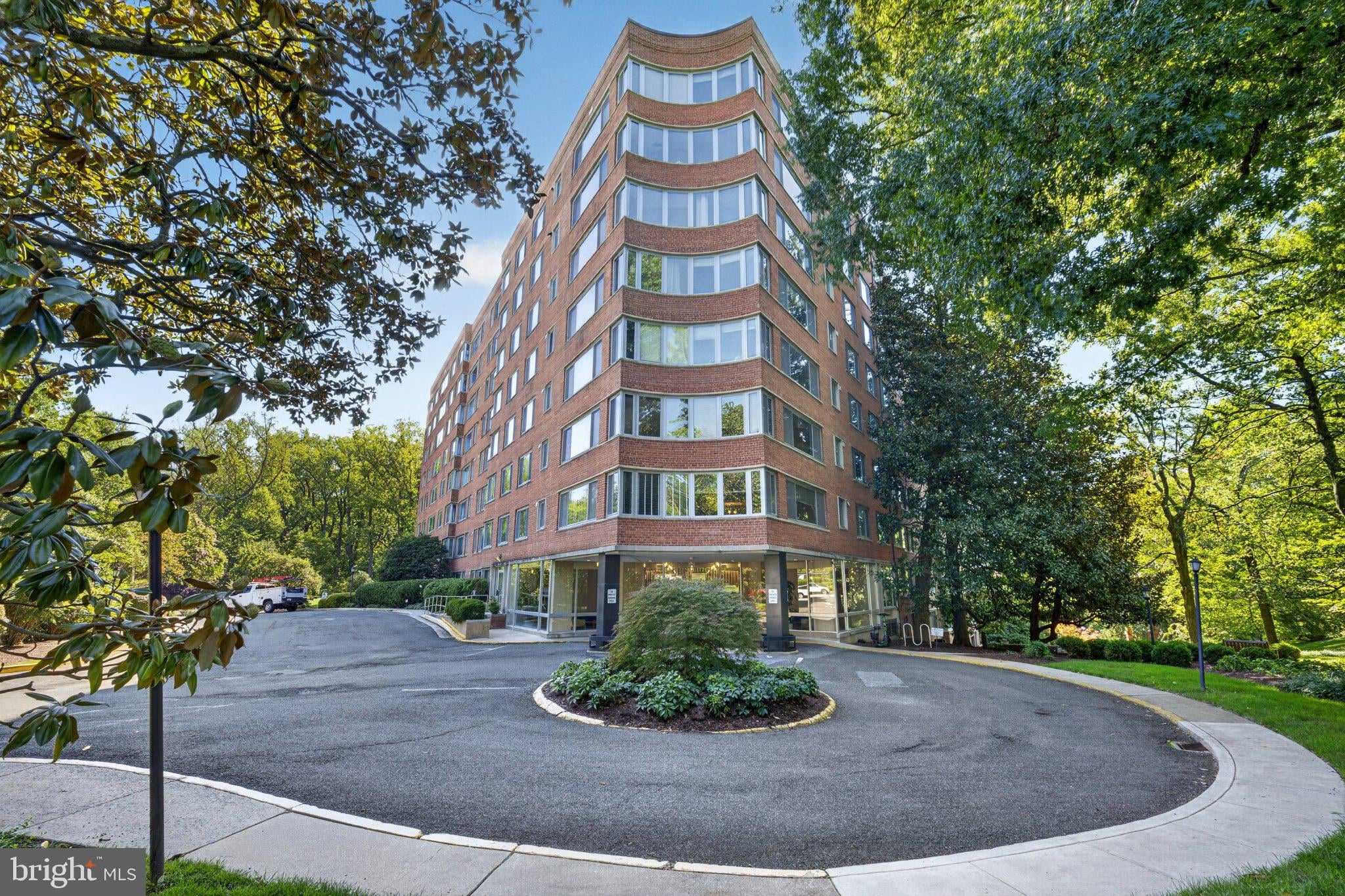 4200 Cathedral Avenue NW 106 photo 2