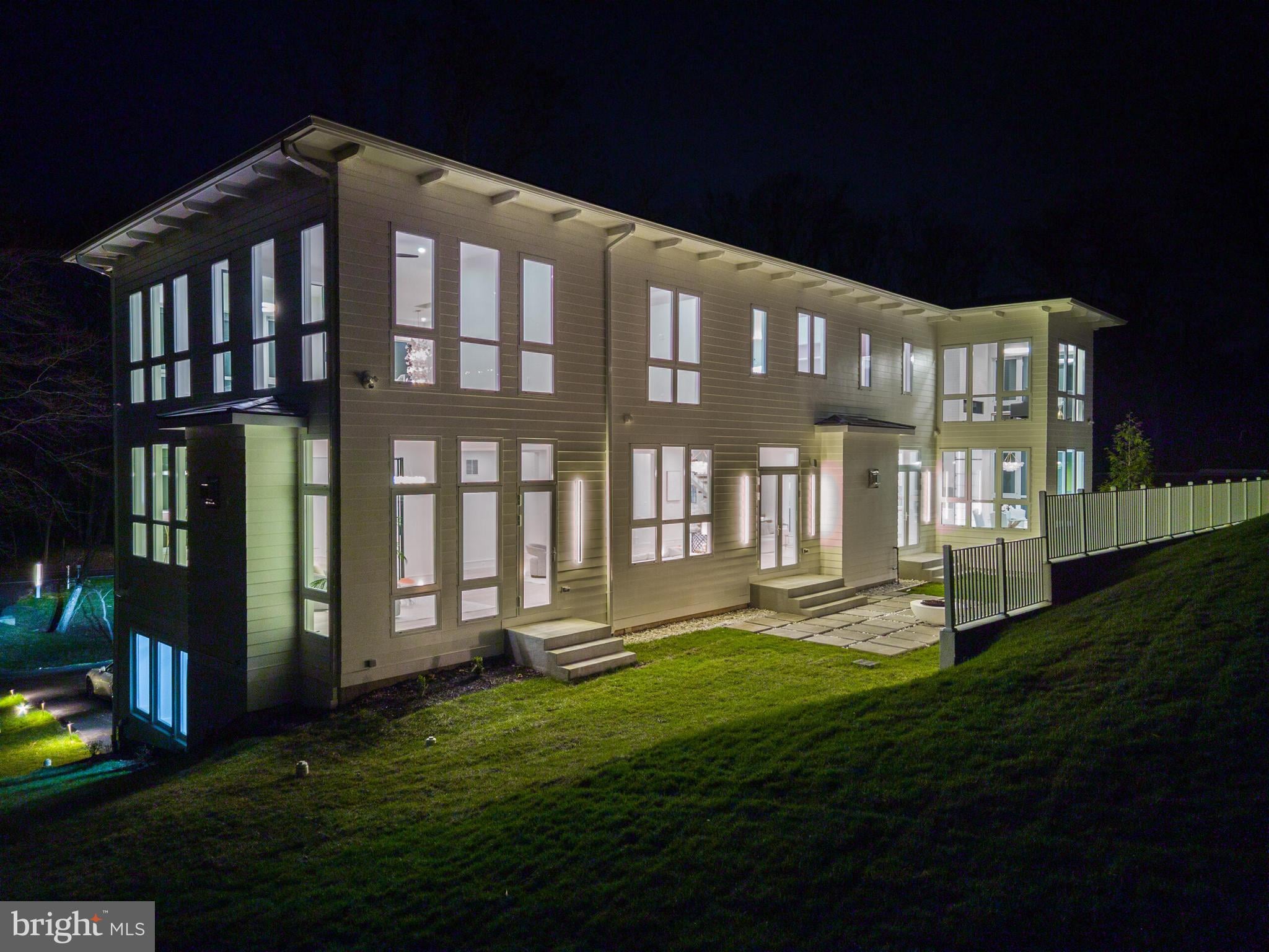 8757 Brook Road photo 51